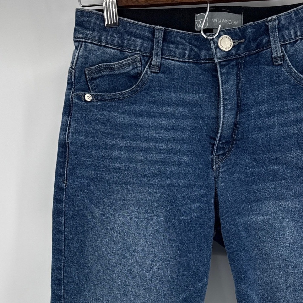 Wit & Wisdom Ab-solution Bermuda Denim Shorts Medium Wash Blue Raw Hem Size 2 - Picture 3 of 9